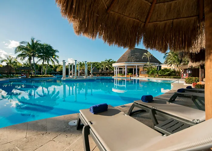 Resort Iberostar Waves Paraiso 5*